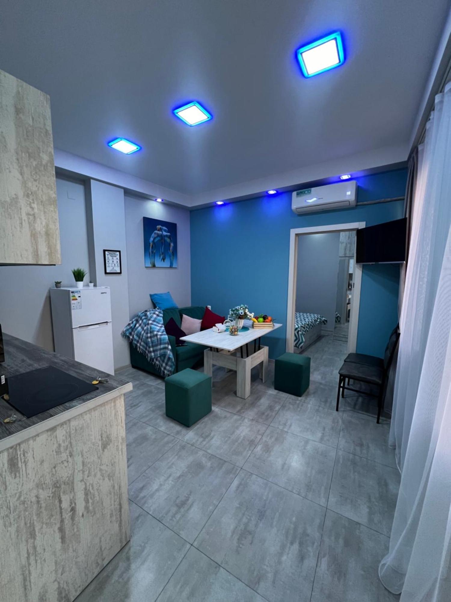 Cool Blue Interior Self Check In Daire Erivan Dış mekan fotoğraf