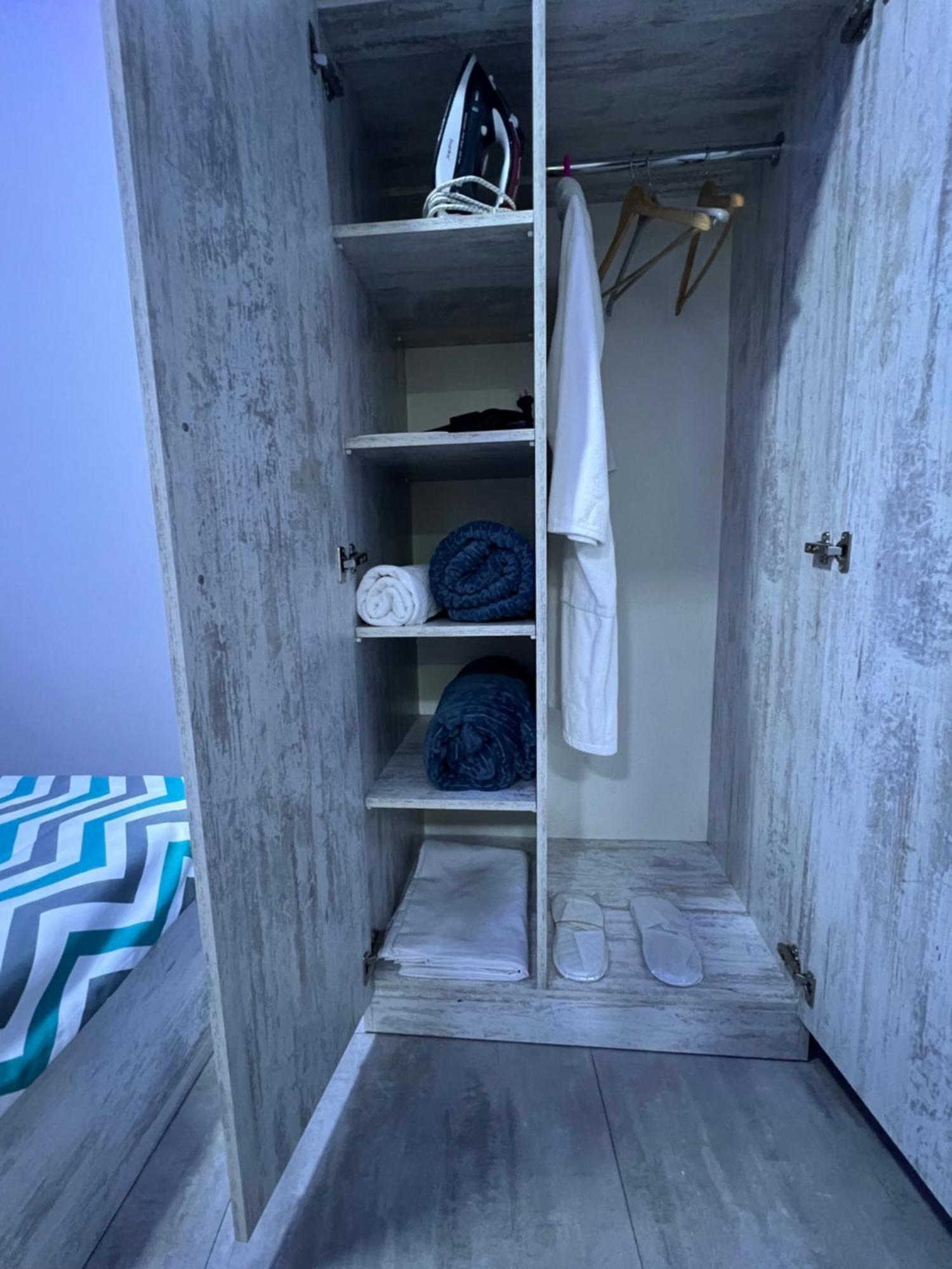 Cool Blue Interior Self Check In Daire Erivan Dış mekan fotoğraf