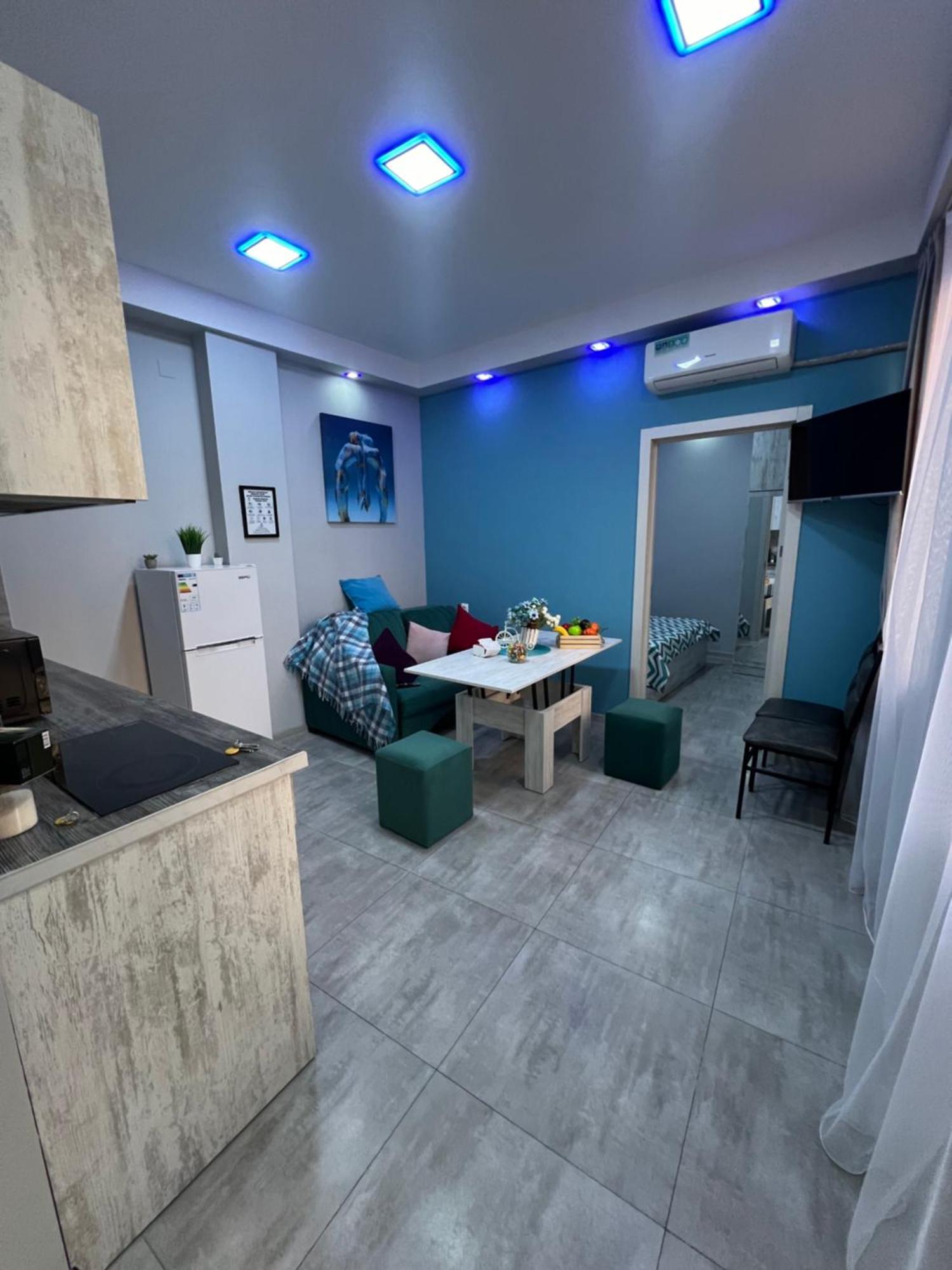 Cool Blue Interior Self Check In Daire Erivan Dış mekan fotoğraf